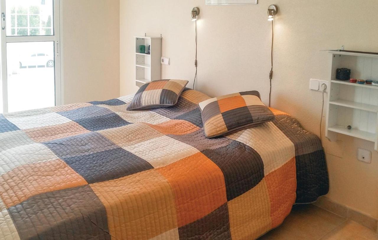 Cozy Home In Orihuela Costa With Kitchen Dehesa de Campoamor  Esterno foto
